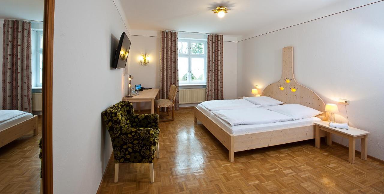 Hotel & Brauereigasthof Drei Kronen Memmelsdorf Exterior foto